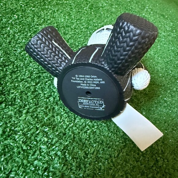 The Addams Family Gomez Handmade by Robots Knit Series #058 Vinyl Figure NEW - Picture 5 of 13